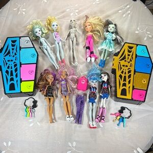 Y2K Lot Mattel Monster High Assorted Dolls Mixed Colors Clan and Species / Bratz